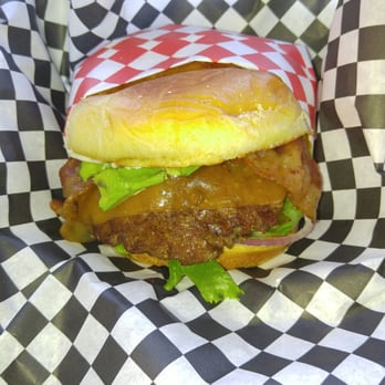 Stewart&Grub - Bacon Avocado Cheese Grub - Chicken Wings Near Me - Downey, California