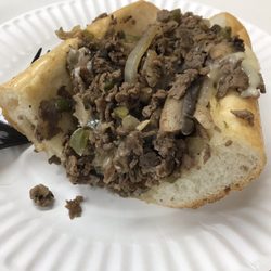 Gus's Pizzeria Woodstown - Cheesesteak