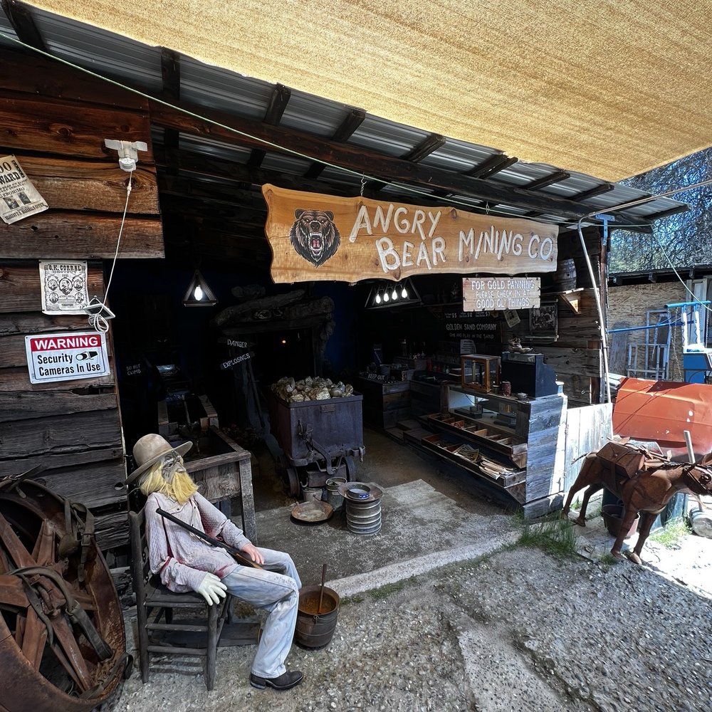 Good Ol Things - Mini Gold Mine?! - Gift Shops Near Me - Oakhurst, California