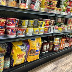 Peninsula Liquors & Tobacco - Pet food, and sauces and cans food