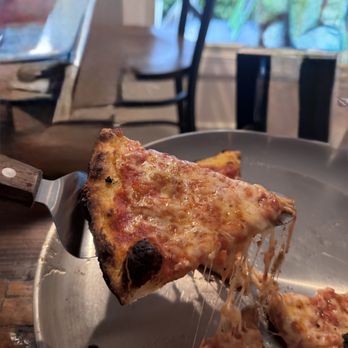 Cape Flats  - Cheese pizza *cheese pull*:) - Pizza Near Me - Yarmouth Port, Massachusetts