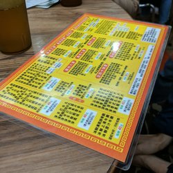 嘉麗園潮州粉麵餐廳 - Just walked by this joint looks busy and delicious for Chinese style noodles.