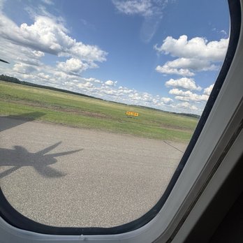 WestJet - Airlines Near Me - Richmond, British Columbia