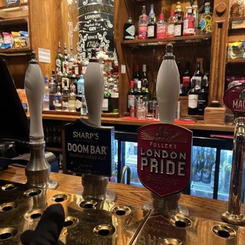 Ye Olde Watling - Pubs Near Me - London, XGL Ye Olde Watling - Pubs Near Me - London, XGL