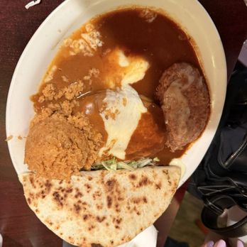 El Senor Frog's - Beef quesadillas and chile relleno - Mexican Near Me - Stockton, California