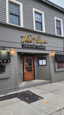 West Village Tavern by null