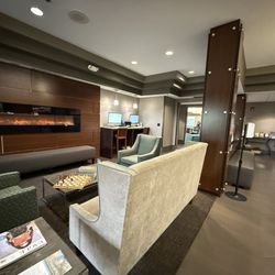La Quinta by Wyndham Meridian / Boise West - Lobby seating area
