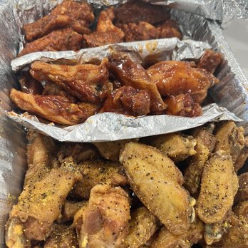 Wings & Pot - Decent wings for Cali. But is that saying much? - Chicken Wings Near Me - Los Angeles, California Wings & Pot - Decent wings for Cali. But is that saying much? - Chicken Wings Near Me - Los Angeles, California