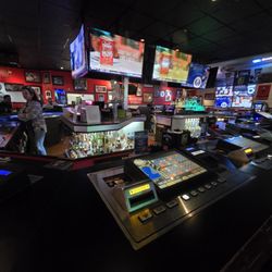 Rush Hour Tavern
