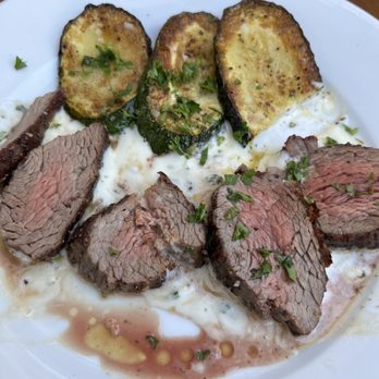 Bacari GDL - Filet and perfect zucchini rounds - Mediterranean Near Me - Glendale, California Bacari GDL - Filet and perfect zucchini rounds - Mediterranean Near Me - Glendale, California