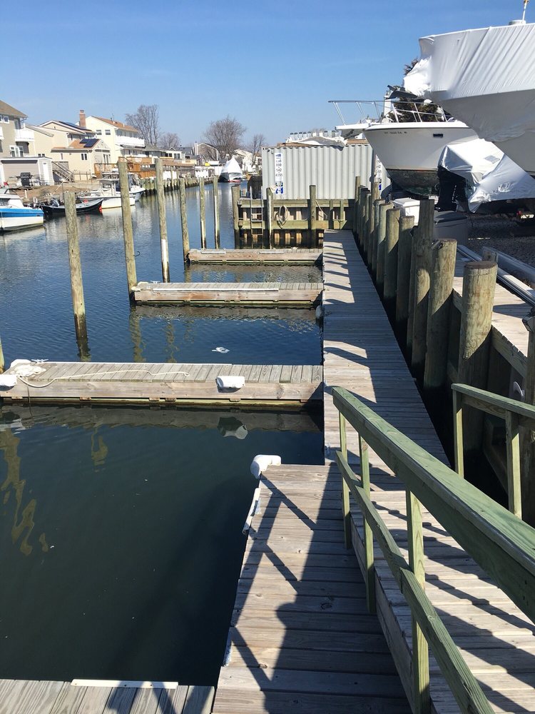 MATT’S MARINA Updated October 2024 2740 Peconic Ave, Seaford, New