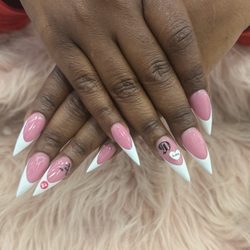 Styles Nails & Spa