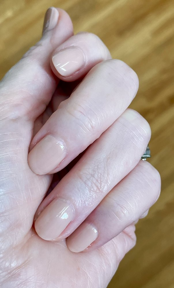 JR Nails Logo