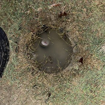 Oxenfree Princeton - Water leak - Apartments Near Me - Princeton, Texas