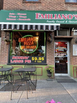 Emiliano's Pizza by null
