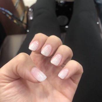 Queen’s spa - French ombré dip w natural pink and half glitter - Nail Salons Near Me - Rockville, Maryland Queen’s spa - French ombré dip w natural pink and half glitter - Nail Salons Near Me - Rockville, Maryland