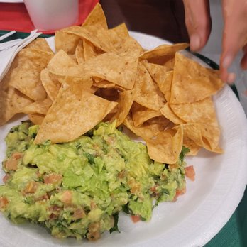 Los Dos Toritos - Chips and guacamole - Seafood Near Me - Baker, California