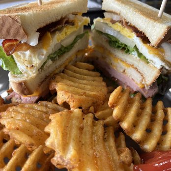 Rachel's on 16th - The club with ham/trky. You gotta smash it dahn - American Near Me - Wheeling, West Virginia Rachel's on 16th - The club with ham/trky. You gotta smash it dahn - American Near Me - Wheeling, West Virginia