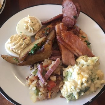 Moonshine Grill - All you can eat brunch - Southern Near Me - Austin, Texas