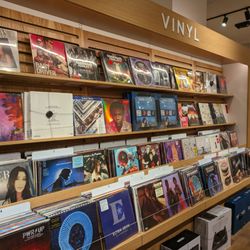 Barnes & Noble