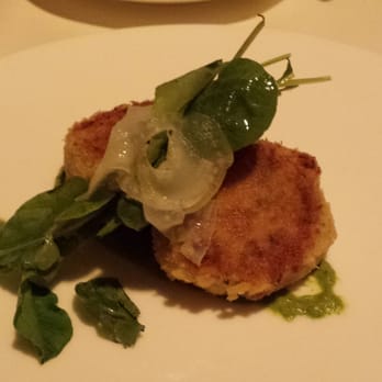 Dawson's - dungeness crab cakes - Steakhouses Near Me - Sacramento, California