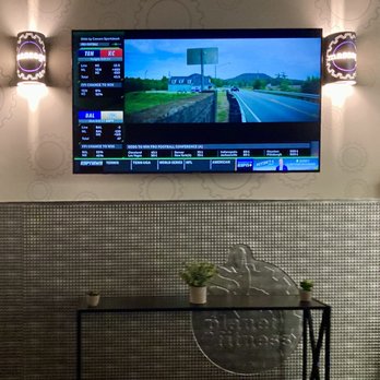 Planet Fitness - Flat screen for the pair of massage chair. Cute plant pots! - Gyms Near Me - Clifton, New Jersey Planet Fitness - Flat screen for the pair of massage chair. Cute plant pots! - Gyms Near Me - Clifton, New Jersey