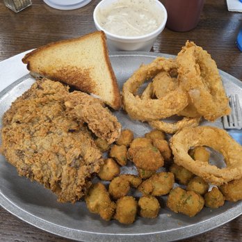 Hillisters Hitchin Post - Chicken fried steak, crisp fried okra, hand battered onion rings, toast and gravy on the side. - American Near Me - Hillister, Texas Hillisters Hitchin Post - Chicken fried steak, crisp fried okra, hand battered onion rings, toast and gravy on the side. - American Near Me - Hillister, Texas
