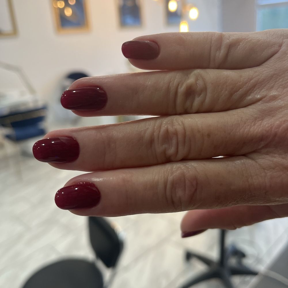 Tata is amazing! Vacation nails! Can't say enough.... they always do beautiful work and nails last weeks
