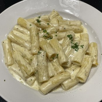 I Tre Mori - 4 Formaggi Pasta - Pizza Near Me - Indianapolis, Indiana I Tre Mori - 4 Formaggi Pasta - Pizza Near Me - Indianapolis, Indiana