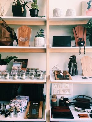 Howl Mercantile & Coffee by null