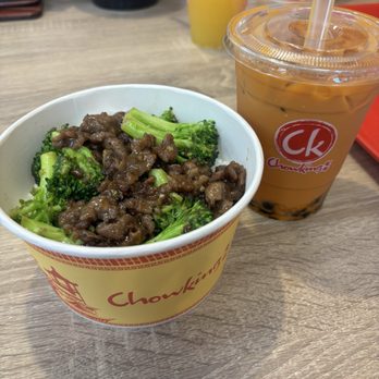 Chowking - Beef Brocoli Rice Bowl and Thai Tea - Chinese Near Me - West Covina, California Chowking - Beef Brocoli Rice Bowl and Thai Tea - Chinese Near Me - West Covina, California