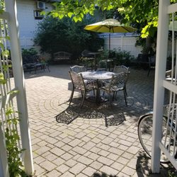 Market Street Inn - Back garden