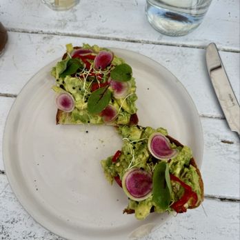 Great White - Avocado Toast, burrito, blue spirulina - New American Near Me - Los Angeles, California Great White - Avocado Toast, burrito, blue spirulina - New American Near Me - Los Angeles, California