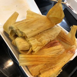 Some green and some red tamales Some green and some red tamales