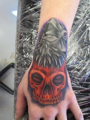 Black Bird Tattoo & Piercing by null