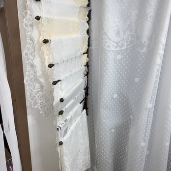Lace & Accessories - Women's Clothing Near Me - Deland, Florida Lace & Accessories - Women's Clothing Near Me - Deland, Florida