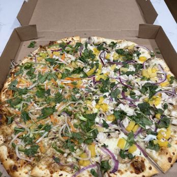 Zeeks Pizza - Supposed to be half Veggie Thai and half Texas Leaguers with NO chicken. - Pizza Near Me - Bothell, Washington