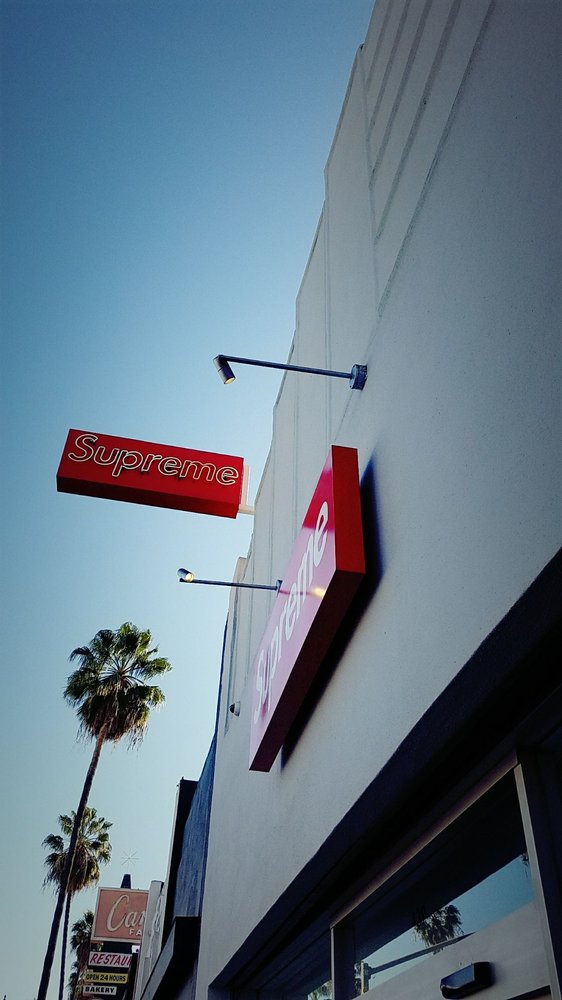 Supreme 196 Photos & 389 Reviews Skate Shops 439 N Fairfax Ave