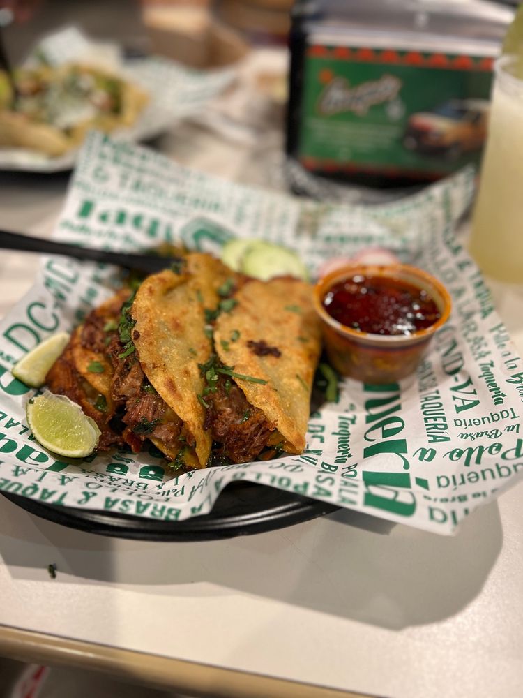 Guapo's GO, Taqueria & Charcoal Chicken — Mexican restaurant in Woodbridge