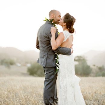 Tonya Szele Events - Figueroa Mountain Farmhouse Wedding by Lacie Hansen - Wedding Planning Near Me - Santa Barbara, California Tonya Szele Events - Figueroa Mountain Farmhouse Wedding by Lacie Hansen - Wedding Planning Near Me - Santa Barbara, California