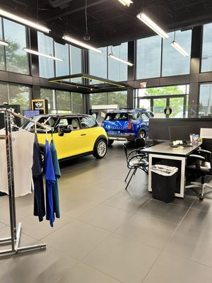 Crown MINI of Richmond