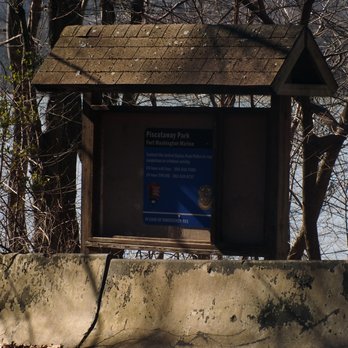 Piscataway Park - Emergency contact information, if needed, while in Piscataway Park. - Parks Near Me - Accokeek, Maryland Piscataway Park - Emergency contact information, if needed, while in Piscataway Park. - Parks Near Me - Accokeek, Maryland
