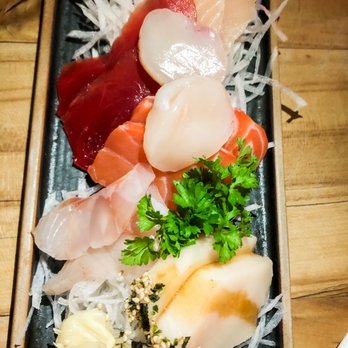 Saku Sushi - Assorted sashimi - Sushi Bars Near Me - Toronto, Ontario Saku Sushi - Assorted sashimi - Sushi Bars Near Me - Toronto, Ontario
