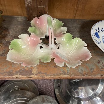 Enchanted Frog Antiques - Antiques Near Me - Lathrop, Missouri