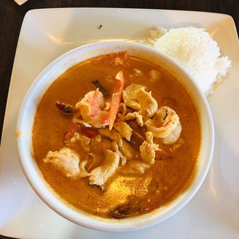Thai Bistro - Panang curry with chicken and shrimp - Thai Near Me - Lawton, Oklahoma