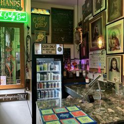 Union Barbershop - Stocked bar with bartender