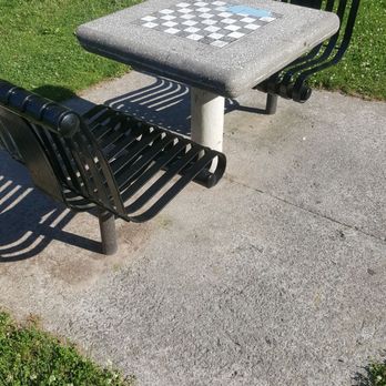 Monte Irvin Orange Park - Game table - Parks Near Me - Newar, New Jersey