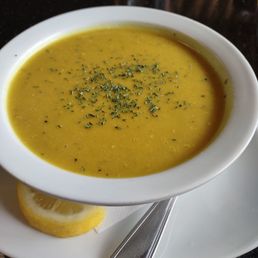 Oasis Lebanese Cuisine: Lentil soup