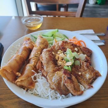 Pho Newton - Lemongrass chicken, vermicelli, and spring rolls. So full & didn't finish. Tasty too. - Vietnamese Near Me - Surrey, British Columbia Pho Newton - Lemongrass chicken, vermicelli, and spring rolls. So full & didn't finish. Tasty too. - Vietnamese Near Me - Surrey, British Columbia
