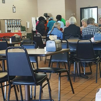 Sista's Kitchen - The Sista's taking a moment out to pray and give God thanks!! - Soul Food Near Me - Brunswick, Georgia